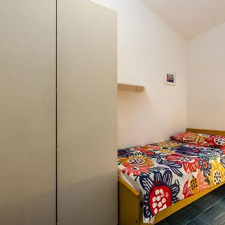 Cozy Townhouse With Pool And Garden Apartment *