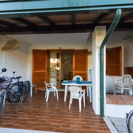 Apartment Cozy Townhouse With Pool And Garden Bibione